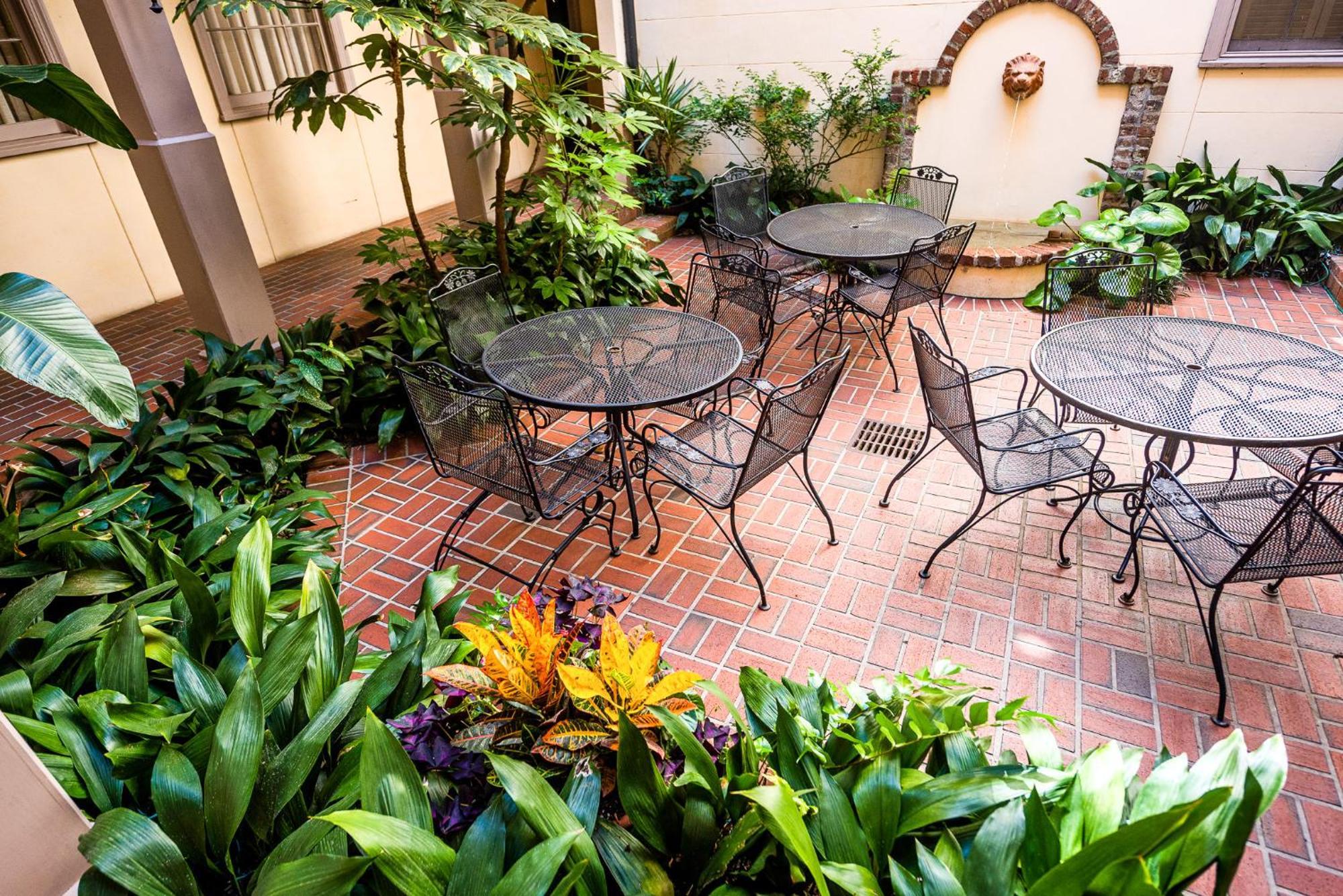 Kings Courtyard Inn Charleston Exterior photo